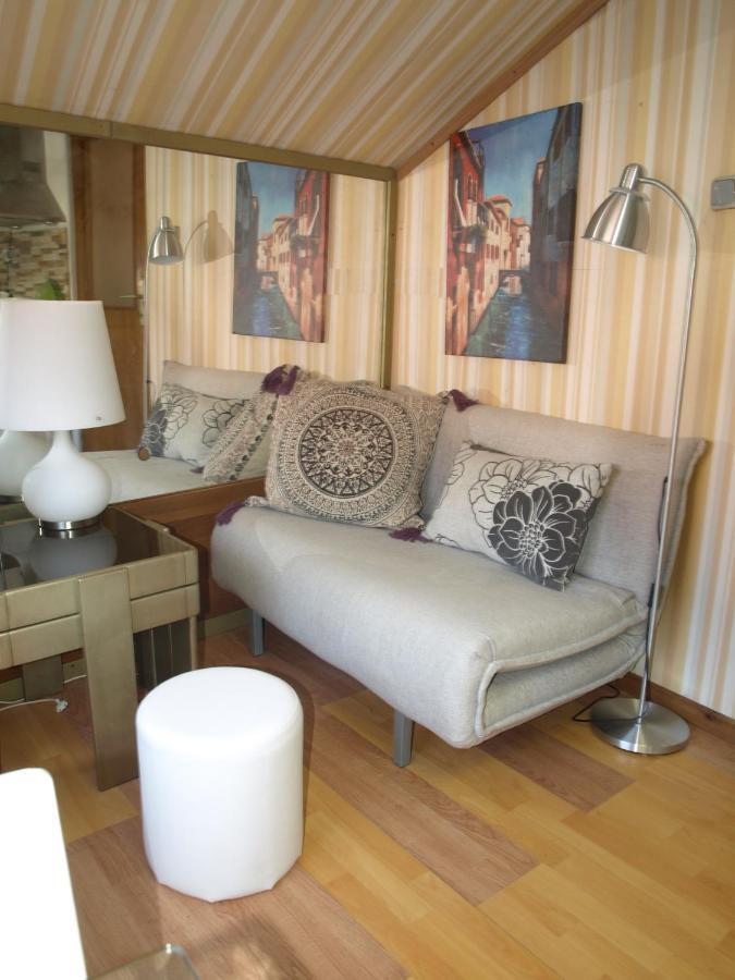 Apartment " Studio Green " Free Parking, Self Check-In Zagreb Luaran gambar